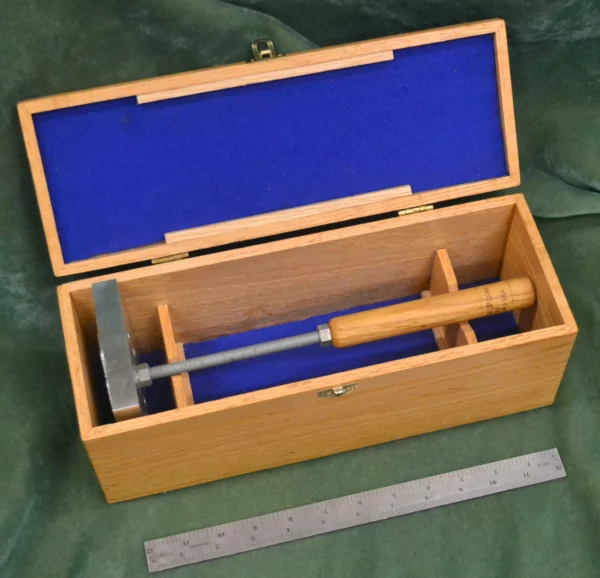 4x4 oak gift box for branding iron